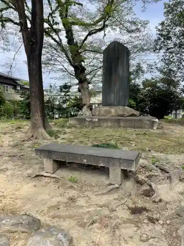 高城神社の{uncategorized: "未分類", other: "その他", undefined: "問題あり", building: "その他建物", grave: "お墓", sacred_gate: "鳥居", guardian: "狛犬", statue: "像", buddha: "仏像", history: "歴史", nature: "自然", garden: "庭園", animal: "動物", pagoda: "塔", temizu: "手水舎", mountain_gate: "山門・神門", sanctuary: "本殿・本堂", subordinate: "末社・摂社", art: "芸術", scenery: "景色", jizo: "地蔵", ema: "絵馬", goshuin: "御朱印", omikuji: "おみくじ", items: "授与品その他", amulet: "お守り", goshuincho: "御朱印帳", eats: "食事", festival: "お祭り", votive_dance: "神楽", shichigosan: "七五三参", wedding: "結婚式", experience: "体験その他", initially: "初詣", around: "周辺", anti_infection: "感染症対策"}