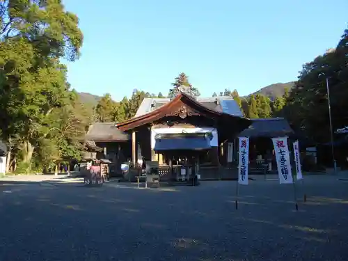 土佐神社の本殿