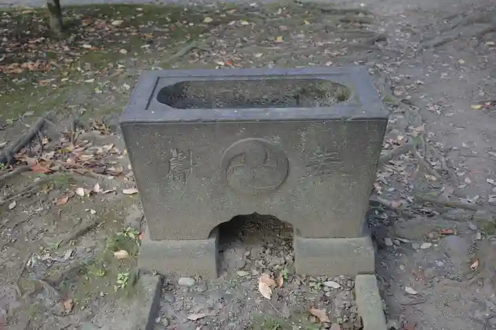 旧稲生神社の手水舎