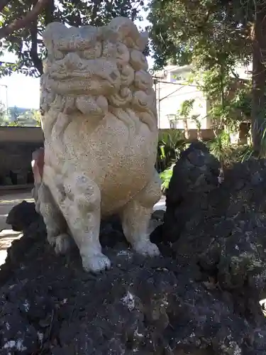 柏諏訪神社の狛犬