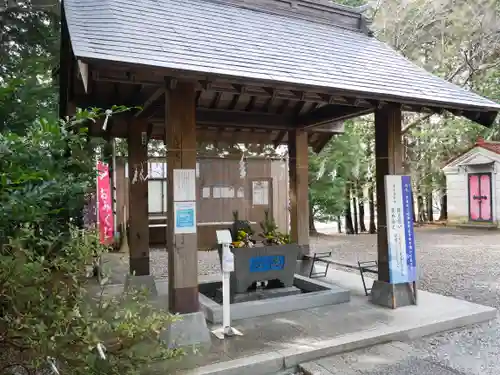 滑川神社 - 仕事と子どもの守り神の手水