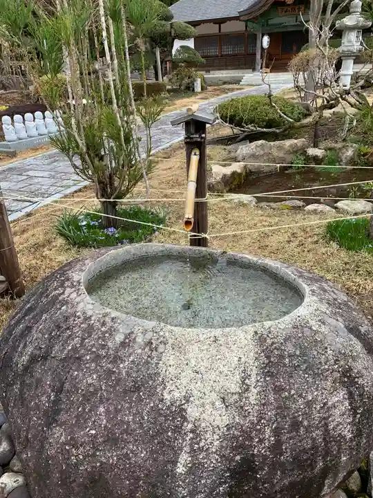 常楽院の手水舎