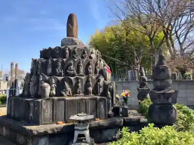 愛染院の{uncategorized: "未分類", other: "その他", undefined: "問題あり", building: "その他建物", grave: "お墓", sacred_gate: "鳥居", guardian: "狛犬", statue: "像", buddha: "仏像", history: "歴史", nature: "自然", garden: "庭園", animal: "動物", pagoda: "塔", temizu: "手水舎", mountain_gate: "山門・神門", sanctuary: "本殿・本堂", subordinate: "末社・摂社", art: "芸術", scenery: "景色", jizo: "地蔵", ema: "絵馬", goshuin: "御朱印", omikuji: "おみくじ", items: "授与品その他", amulet: "お守り", goshuincho: "御朱印帳", eats: "食事", festival: "お祭り", votive_dance: "神楽", shichigosan: "七五三参", wedding: "結婚式", experience: "体験その他", initially: "初詣", around: "周辺", anti_infection: "感染症対策"}