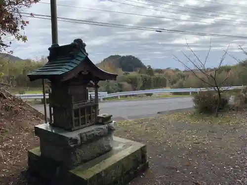 春日神社の末社