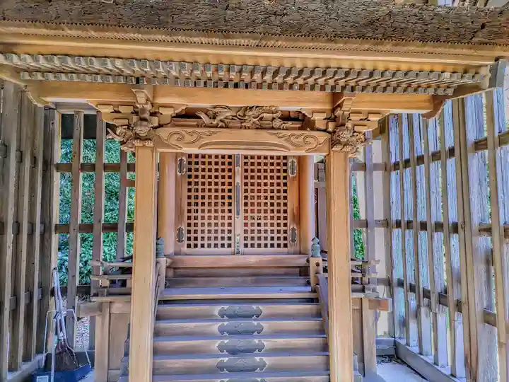 八幡社(山路)の本殿・本堂