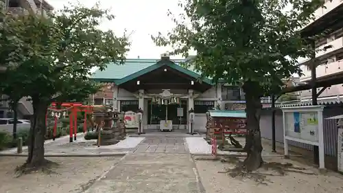 神明神社の本殿