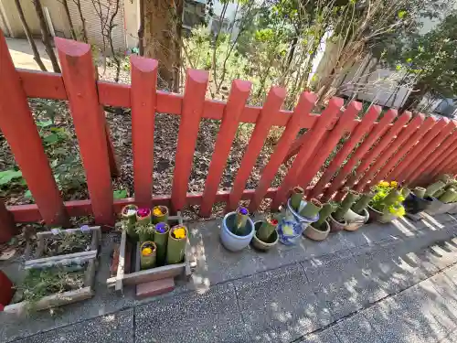 川越八幡宮の{uncategorized: "未分類", other: "その他", undefined: "問題あり", building: "その他建物", grave: "お墓", sacred_gate: "鳥居", guardian: "狛犬", statue: "像", buddha: "仏像", history: "歴史", nature: "自然", garden: "庭園", animal: "動物", pagoda: "塔", temizu: "手水舎", mountain_gate: "山門・神門", sanctuary: "本殿・本堂", subordinate: "末社・摂社", art: "芸術", scenery: "景色", jizo: "地蔵", ema: "絵馬", goshuin: "御朱印", omikuji: "おみくじ", items: "授与品その他", amulet: "お守り", goshuincho: "御朱印帳", eats: "食事", festival: "お祭り", votive_dance: "神楽", shichigosan: "七五三参", wedding: "結婚式", experience: "体験その他", initially: "初詣", around: "周辺", anti_infection: "感染症対策"}