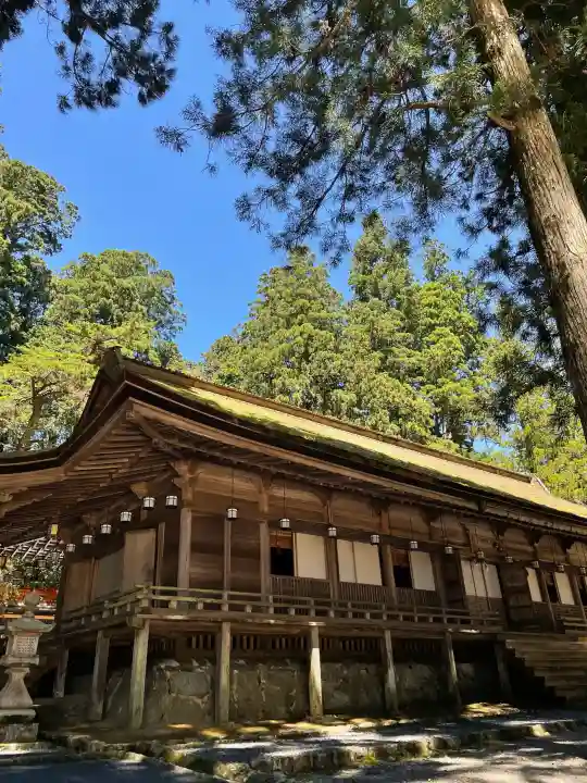 根本大塔 高野山金剛峯寺の{uncategorized: "未分類", other: "その他", undefined: "問題あり", building: "その他建物", grave: "お墓", sacred_gate: "鳥居", guardian: "狛犬", statue: "像", buddha: "仏像", history: "歴史", nature: "自然", garden: "庭園", animal: "動物", pagoda: "塔", temizu: "手水舎", mountain_gate: "山門・神門", sanctuary: "本殿・本堂", subordinate: "末社・摂社", art: "芸術", scenery: "景色", jizo: "地蔵", ema: "絵馬", goshuin: "御朱印", omikuji: "おみくじ", items: "授与品その他", amulet: "お守り", goshuincho: "御朱印帳", eats: "食事", festival: "お祭り", votive_dance: "神楽", shichigosan: "七五三参", wedding: "結婚式", experience: "体験その他", initially: "初詣", around: "周辺", anti_infection: "感染症対策"}