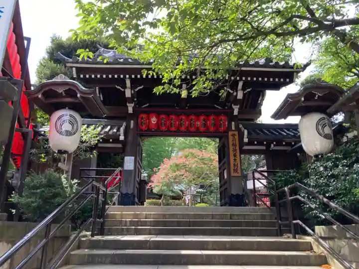 豊川稲荷東京別院の山門・神門