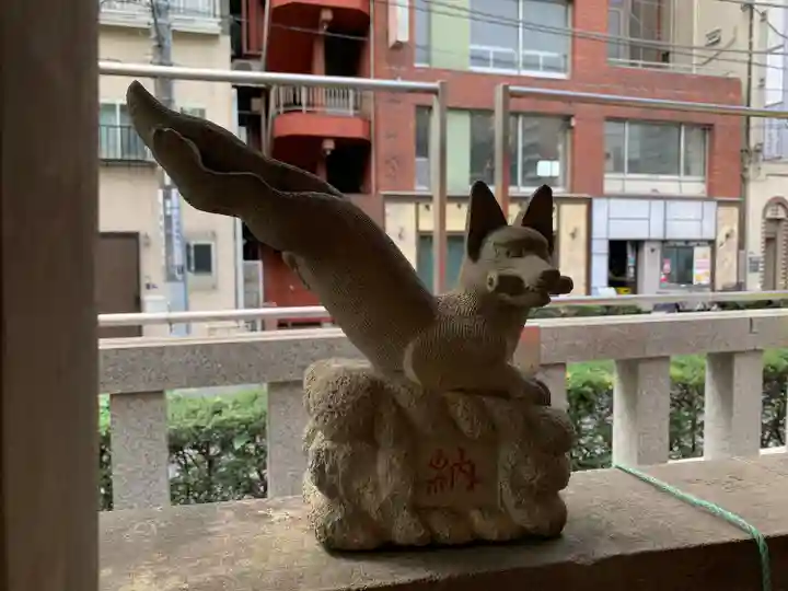 千種稲荷神社の狛犬