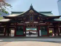 日枝神社の山門