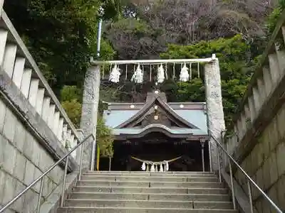 根岸八幡神社の本殿