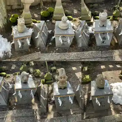 麄香神社の{uncategorized: "未分類", other: "その他", undefined: "問題あり", building: "その他建物", grave: "お墓", sacred_gate: "鳥居", guardian: "狛犬", statue: "像", buddha: "仏像", history: "歴史", nature: "自然", garden: "庭園", animal: "動物", pagoda: "塔", temizu: "手水舎", mountain_gate: "山門・神門", sanctuary: "本殿・本堂", subordinate: "末社・摂社", art: "芸術", scenery: "景色", jizo: "地蔵", ema: "絵馬", goshuin: "御朱印", omikuji: "おみくじ", items: "授与品その他", amulet: "お守り", goshuincho: "御朱印帳", eats: "食事", festival: "お祭り", votive_dance: "神楽", shichigosan: "七五三参", wedding: "結婚式", experience: "体験その他", initially: "初詣", around: "周辺", anti_infection: "感染症対策"}