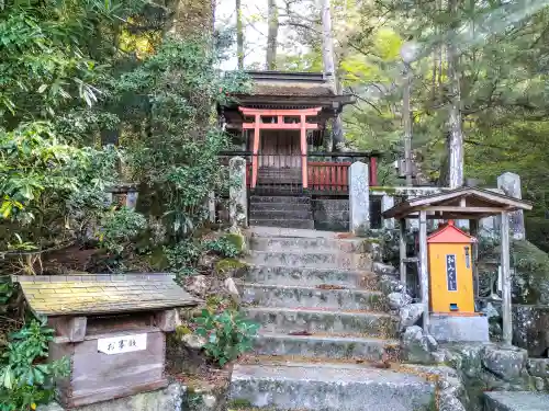 四宮神社の鳥居