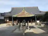 法楽寺の本殿・本堂