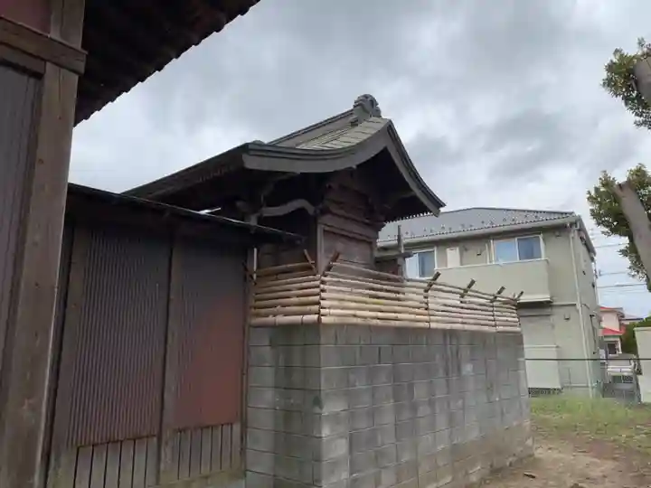 稲荷神社の本殿・本堂