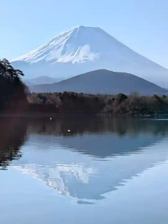 久遠寺の{uncategorized: "未分類", other: "その他", undefined: "問題あり", building: "その他建物", grave: "お墓", sacred_gate: "鳥居", guardian: "狛犬", statue: "像", buddha: "仏像", history: "歴史", nature: "自然", garden: "庭園", animal: "動物", pagoda: "塔", temizu: "手水舎", mountain_gate: "山門・神門", sanctuary: "本殿・本堂", subordinate: "末社・摂社", art: "芸術", scenery: "景色", jizo: "地蔵", ema: "絵馬", goshuin: "御朱印", omikuji: "おみくじ", items: "授与品その他", amulet: "お守り", goshuincho: "御朱印帳", eats: "食事", festival: "お祭り", votive_dance: "神楽", shichigosan: "七五三参", wedding: "結婚式", experience: "体験その他", initially: "初詣", around: "周辺", anti_infection: "感染症対策"}