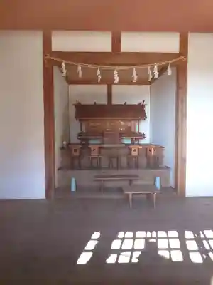伊古乃速御玉比売神社奥宮の{uncategorized: "未分類", other: "その他", undefined: "問題あり", building: "その他建物", grave: "お墓", sacred_gate: "鳥居", guardian: "狛犬", statue: "像", buddha: "仏像", history: "歴史", nature: "自然", garden: "庭園", animal: "動物", pagoda: "塔", temizu: "手水舎", mountain_gate: "山門・神門", sanctuary: "本殿・本堂", subordinate: "末社・摂社", art: "芸術", scenery: "景色", jizo: "地蔵", ema: "絵馬", goshuin: "御朱印", omikuji: "おみくじ", items: "授与品その他", amulet: "お守り", goshuincho: "御朱印帳", eats: "食事", festival: "お祭り", votive_dance: "神楽", shichigosan: "七五三参", wedding: "結婚式", experience: "体験その他", initially: "初詣", around: "周辺", anti_infection: "感染症対策"}