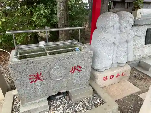 舟渡氷川神社の{uncategorized: "未分類", other: "その他", undefined: "問題あり", building: "その他建物", grave: "お墓", sacred_gate: "鳥居", guardian: "狛犬", statue: "像", buddha: "仏像", history: "歴史", nature: "自然", garden: "庭園", animal: "動物", pagoda: "塔", temizu: "手水舎", mountain_gate: "山門・神門", sanctuary: "本殿・本堂", subordinate: "末社・摂社", art: "芸術", scenery: "景色", jizo: "地蔵", ema: "絵馬", goshuin: "御朱印", omikuji: "おみくじ", items: "授与品その他", amulet: "お守り", goshuincho: "御朱印帳", eats: "食事", festival: "お祭り", votive_dance: "神楽", shichigosan: "七五三参", wedding: "結婚式", experience: "体験その他", initially: "初詣", around: "周辺", anti_infection: "感染症対策"}