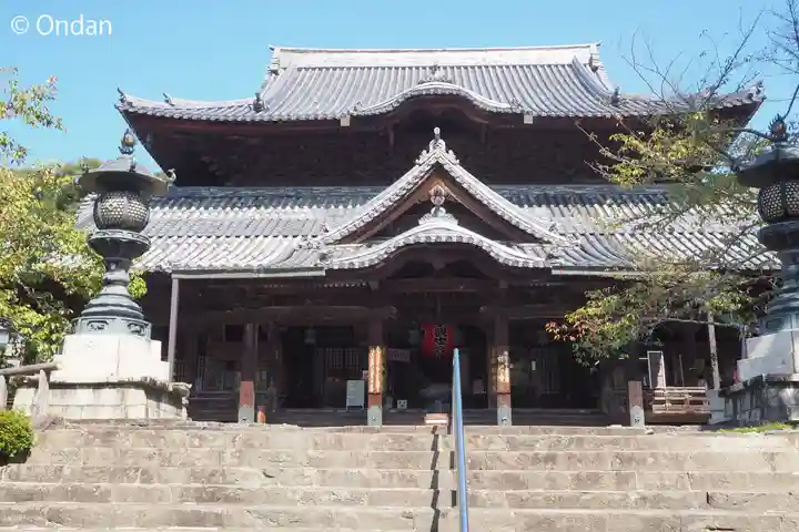 粉河寺の本殿・本堂