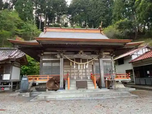 鵜住神社の本殿