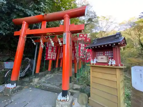 佐助稲荷神社の鳥居