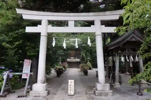 御霊神社の鳥居