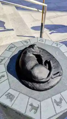 駒込妙義神社の像