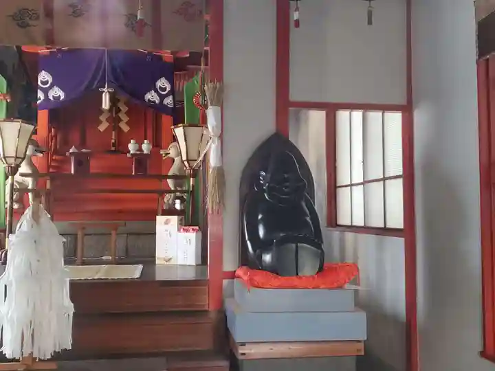 西出鎮守稲荷神社の本殿・本堂