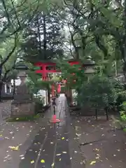 塚越稲荷神社の建物その他