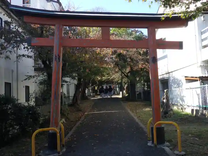 花山稲荷神社の鳥居