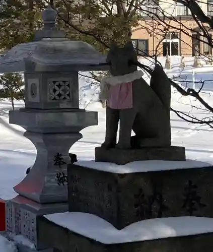 山本稲荷神社の狛犬