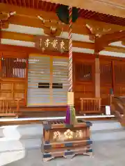 東覺寺の本殿