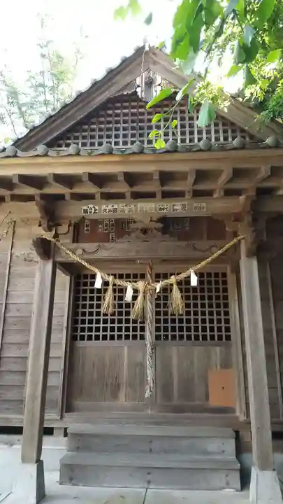 津神社の本殿・本堂