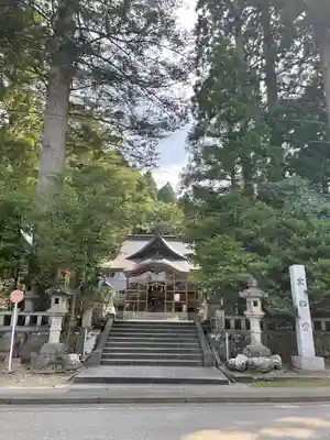 金剱宮の本殿・本堂