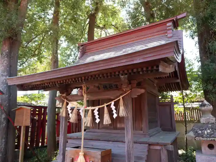 竹駒神社の{uncategorized: "未分類", other: "その他", undefined: "問題あり", building: "その他建物", grave: "お墓", sacred_gate: "鳥居", guardian: "狛犬", statue: "像", buddha: "仏像", history: "歴史", nature: "自然", garden: "庭園", animal: "動物", pagoda: "塔", temizu: "手水舎", mountain_gate: "山門・神門", sanctuary: "本殿・本堂", subordinate: "末社・摂社", art: "芸術", scenery: "景色", jizo: "地蔵", ema: "絵馬", goshuin: "御朱印", omikuji: "おみくじ", items: "授与品その他", amulet: "お守り", goshuincho: "御朱印帳", eats: "食事", festival: "お祭り", votive_dance: "神楽", shichigosan: "七五三参", wedding: "結婚式", experience: "体験その他", initially: "初詣", around: "周辺", anti_infection: "感染症対策"}