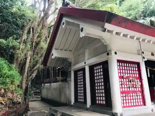 御崎神社の本殿・本堂