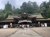 大神神社の本殿・本堂