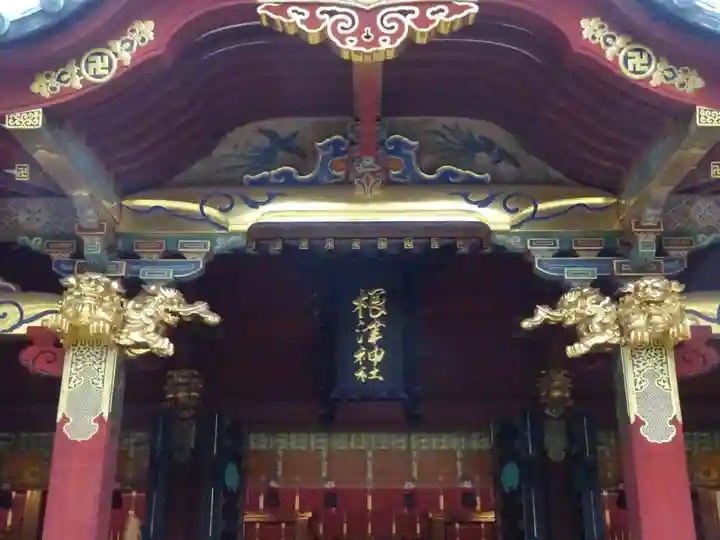 根津神社の本殿・本堂