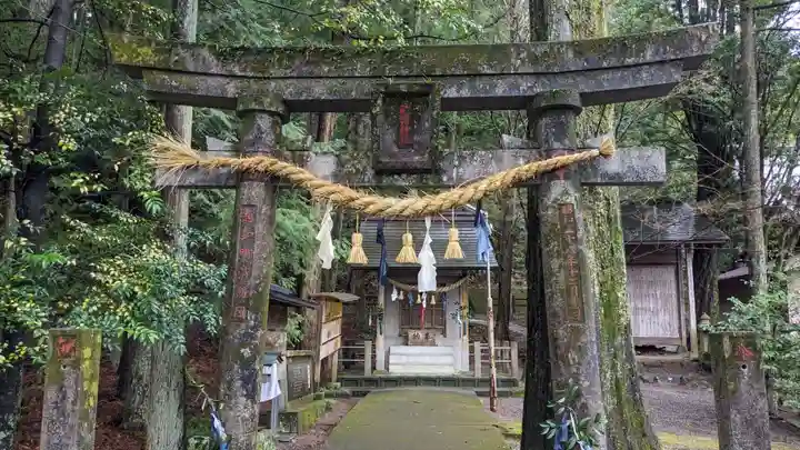 横倉神社の末社・摂社