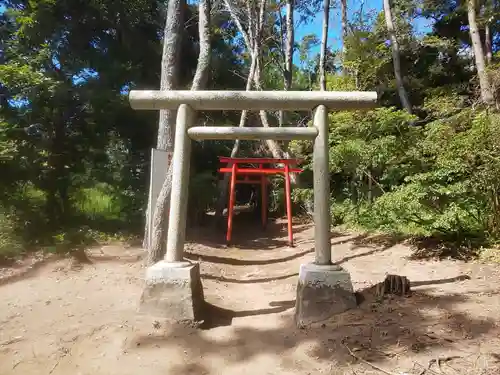 茶釜稲荷神社の鳥居