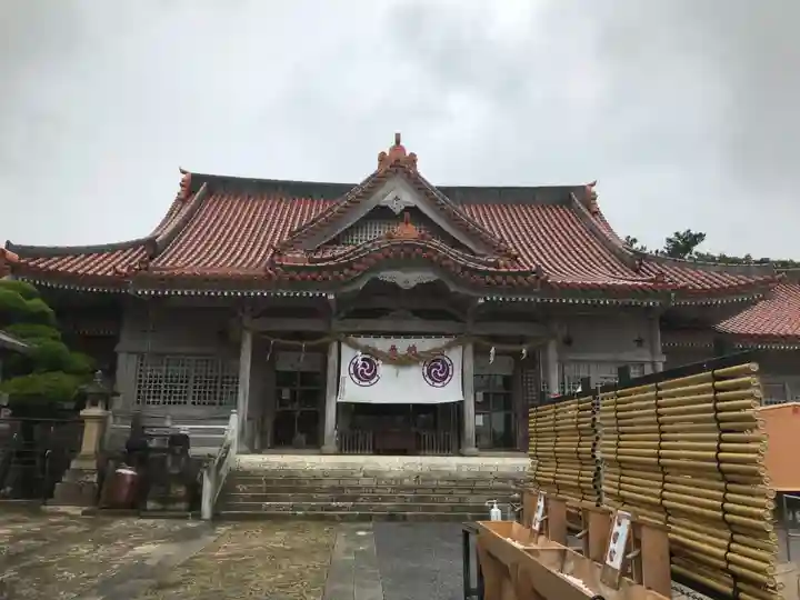 普天満宮の本殿・本堂