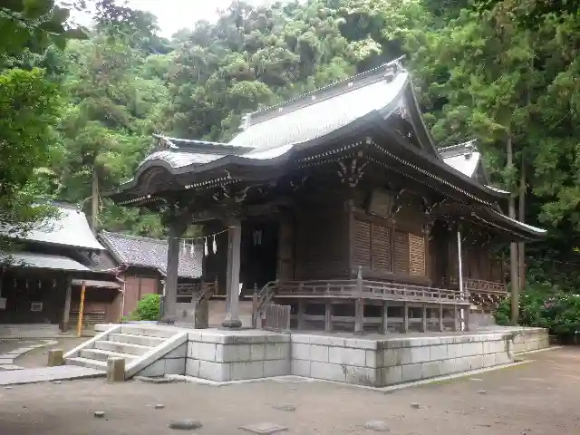 御霊神社の本殿・本堂