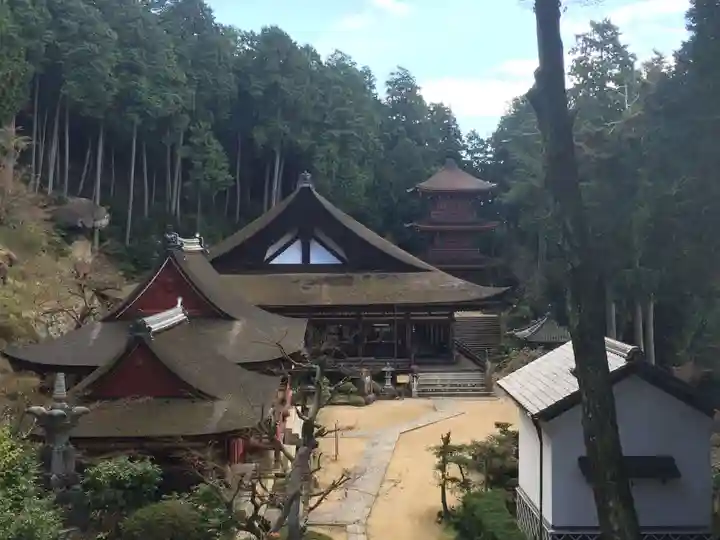 長命寺の本殿・本堂