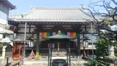 常性寺の本殿・本堂