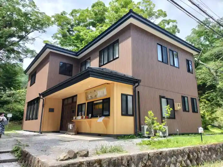 諏訪大社上社前宮(長野県)