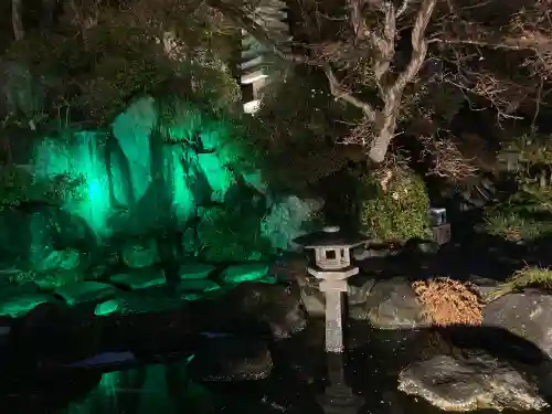 長谷寺の{uncategorized: "未分類", other: "その他", undefined: "問題あり", building: "その他建物", grave: "お墓", sacred_gate: "鳥居", guardian: "狛犬", statue: "像", buddha: "仏像", history: "歴史", nature: "自然", garden: "庭園", animal: "動物", pagoda: "塔", temizu: "手水舎", mountain_gate: "山門・神門", sanctuary: "本殿・本堂", subordinate: "末社・摂社", art: "芸術", scenery: "景色", jizo: "地蔵", ema: "絵馬", goshuin: "御朱印", omikuji: "おみくじ", items: "授与品その他", amulet: "お守り", goshuincho: "御朱印帳", eats: "食事", festival: "お祭り", votive_dance: "神楽", shichigosan: "七五三参", wedding: "結婚式", experience: "体験その他", initially: "初詣", around: "周辺", anti_infection: "感染症対策"}