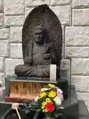 赤坂不動尊威徳寺の仏像