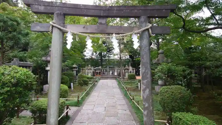 松陰神社の鳥居
