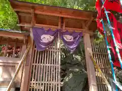 巖室神社の建物その他